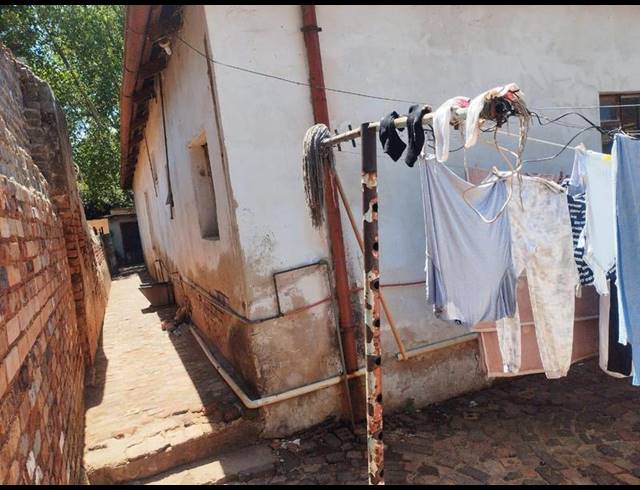 13 BEDROOM HOUSE FOR SALE IN JEPPESTOWN